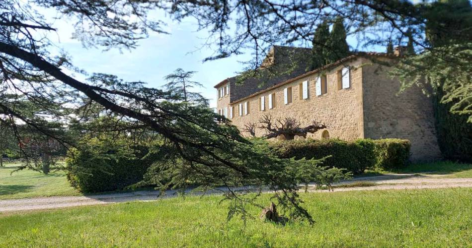 Visite et dégustation gourmande au Château Saint-Pierre de Mejans@Château Saint-Pierre de Mejans