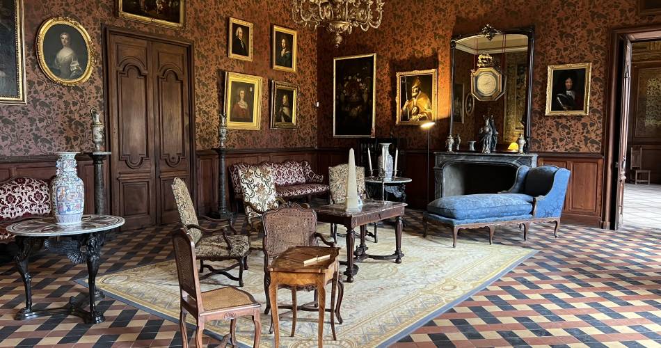Visit Thézan Castle and its grounds@Chateaudethezan